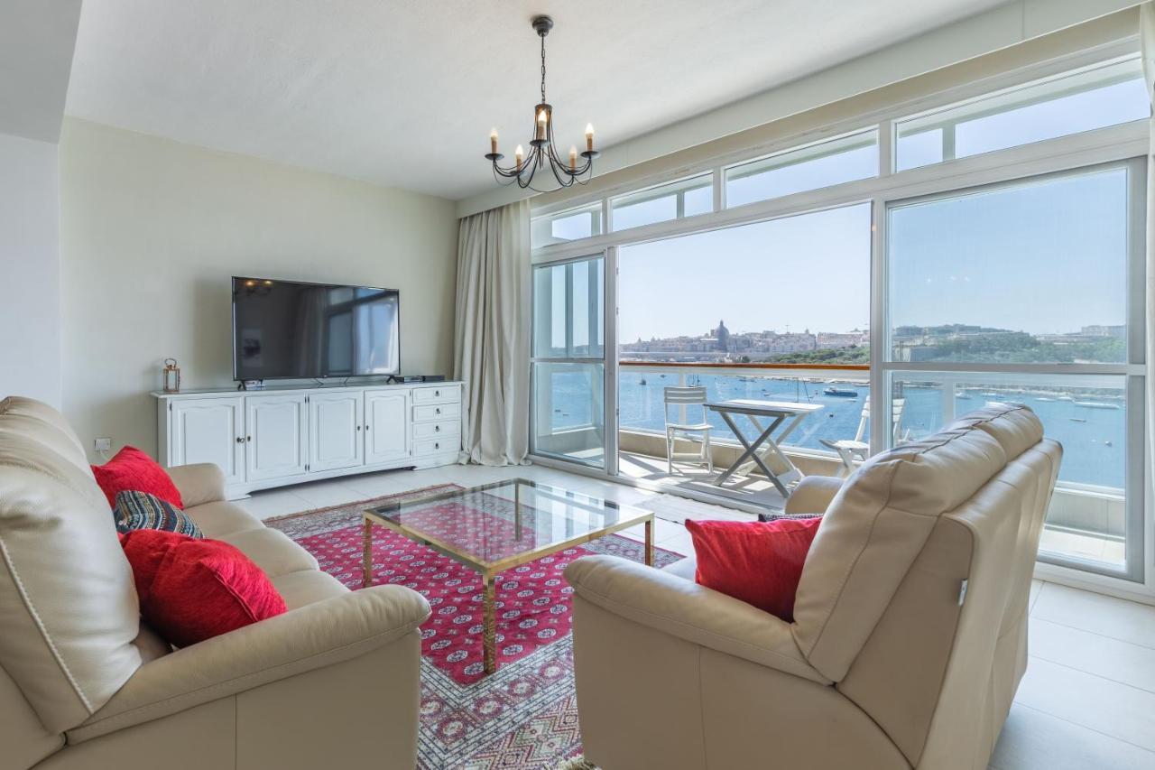 Stunning - Seafront 3-Bedroom 6Th Floor スリーマ エクステリア 写真